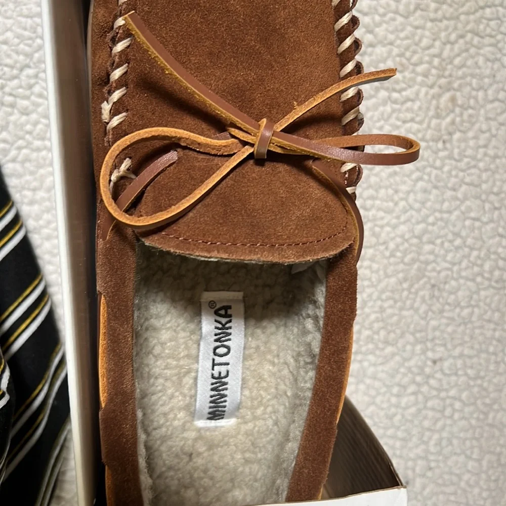 MINNETONKA - Picture 4 of 4